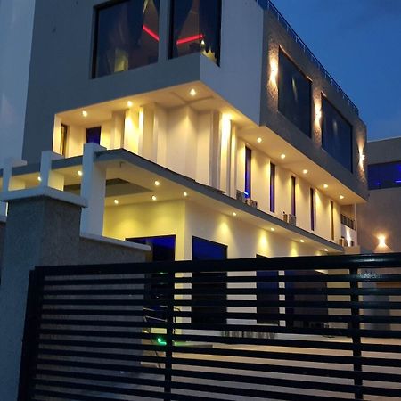The Mayhill Lekki Exterior photo