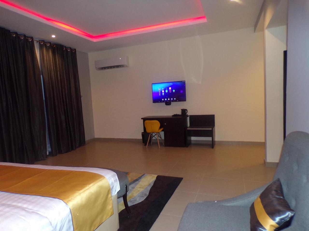 The Mayhill Lekki Exterior photo